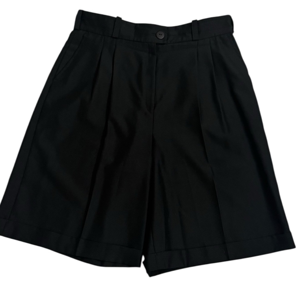 Vintage Selma K. Wool Blend  Black Bermuda  Shorts with cuffed Hems